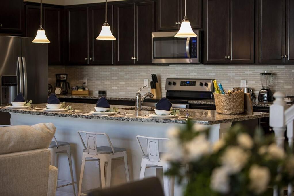 Amazing 5 Bedrooms Home With Pool/Bbq Near Disney คิสซิมมี ภายนอก รูปภาพ